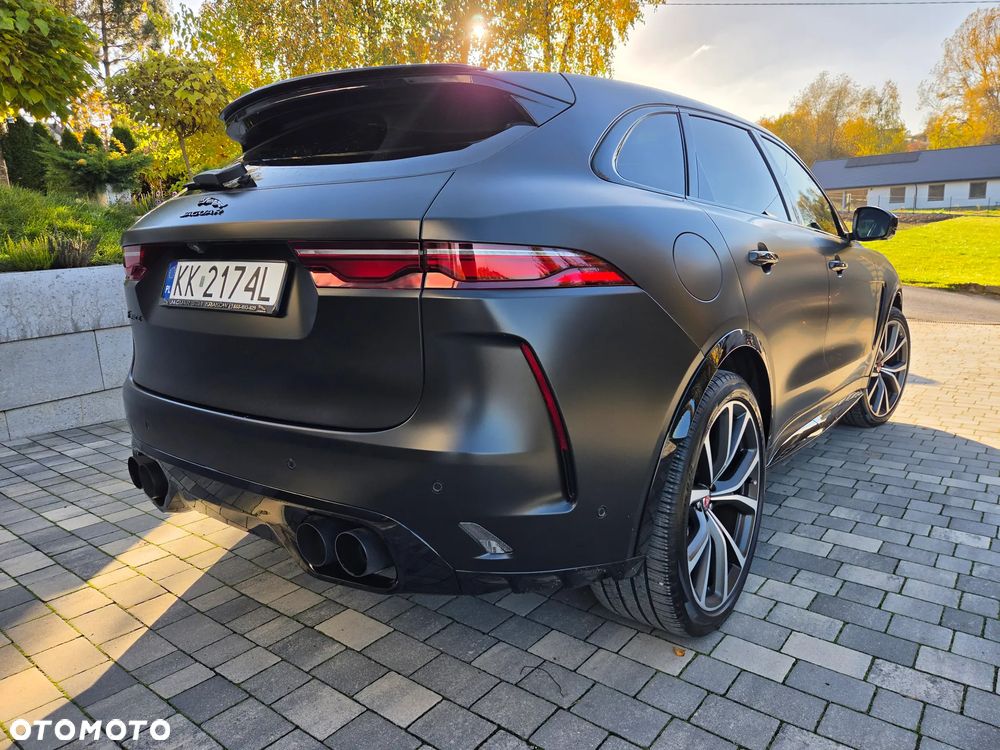 Jaguar F-Pace 5.0 V8 P550 AWD SVR - 8