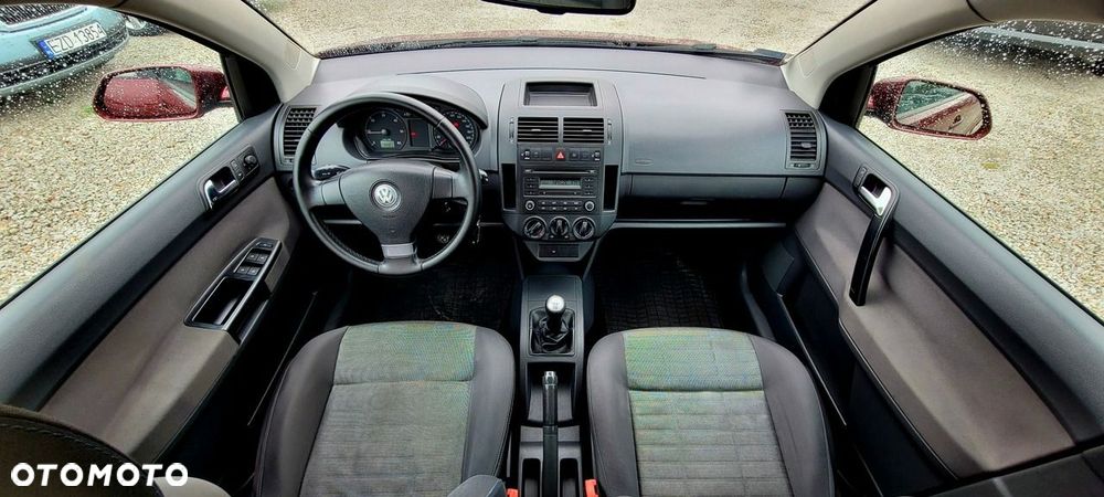 Volkswagen Polo - 8