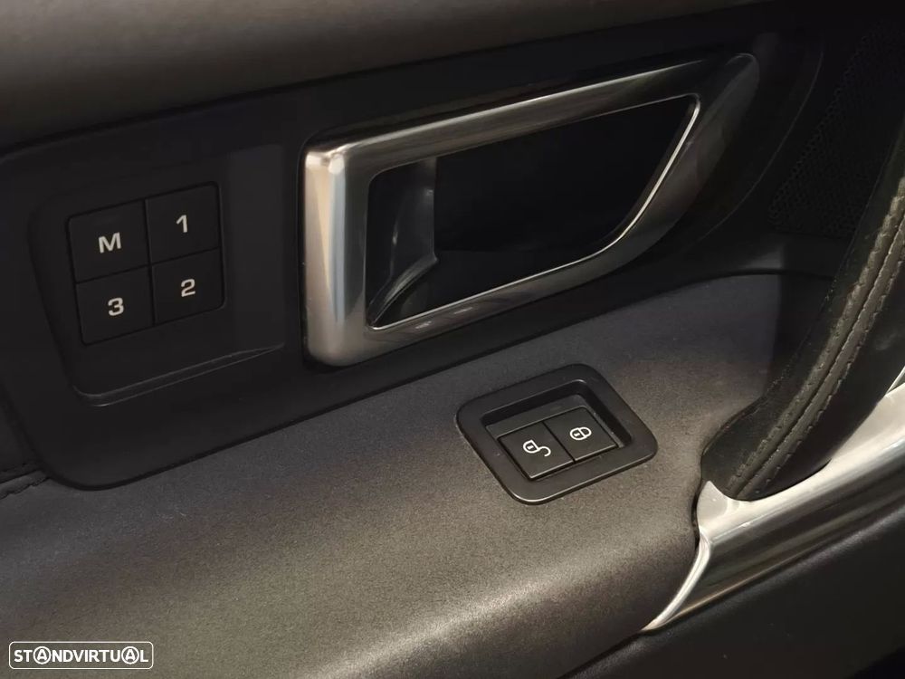 Land Rover Discovery Sport 2.2 SD4 HSE Auto - 19