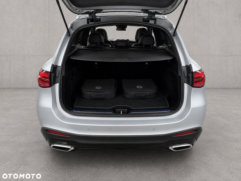 Mercedes-Benz GLC 300 de 4Matic 9G-TRONIC AMG Line Advanced - 9