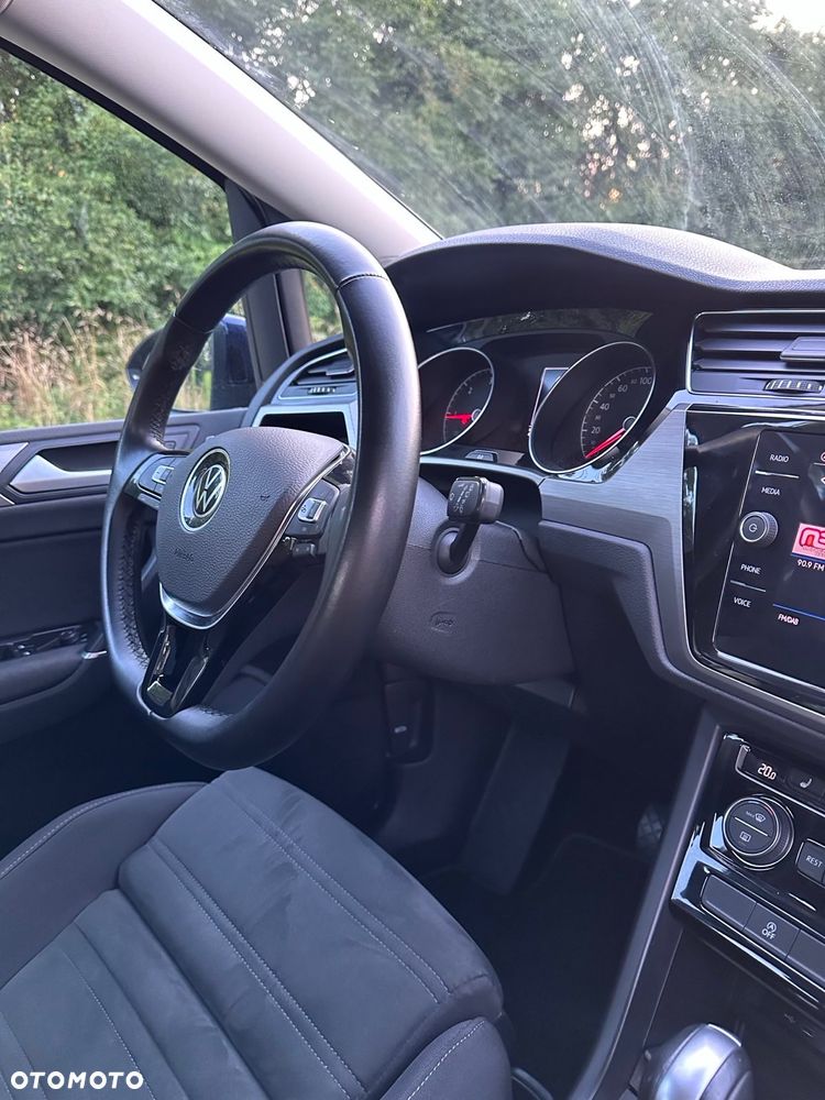 Volkswagen Touran 2.0 TDI BMT Highline DSG - 15