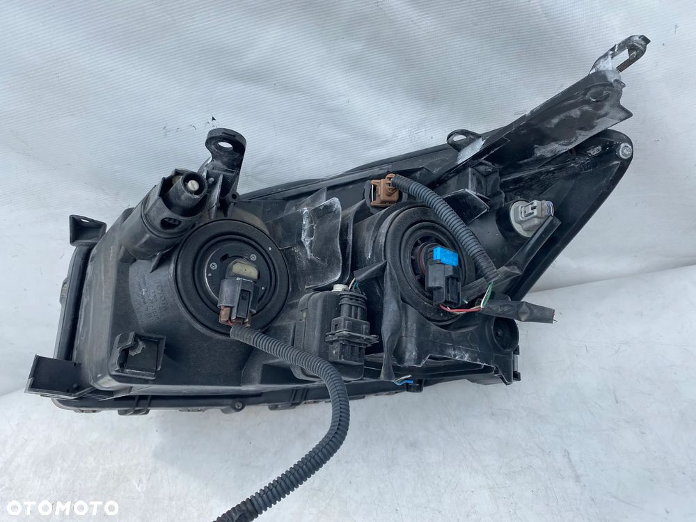 lampy rav4 III przed liftem komplet eu całe - 8