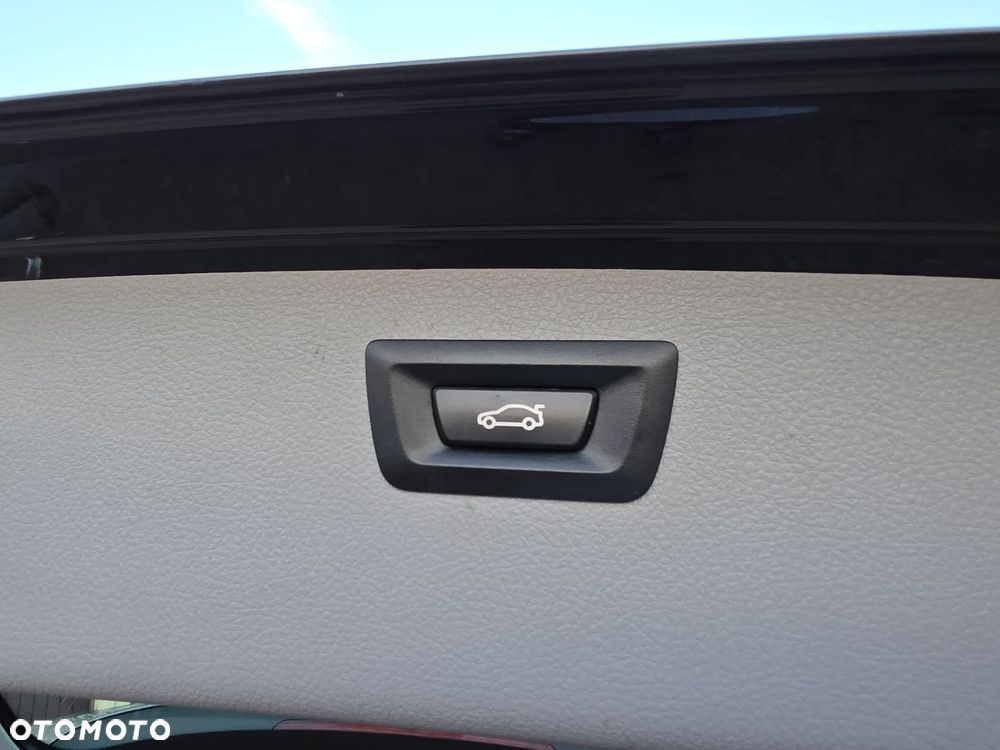 BMW Seria 3 320d - 31