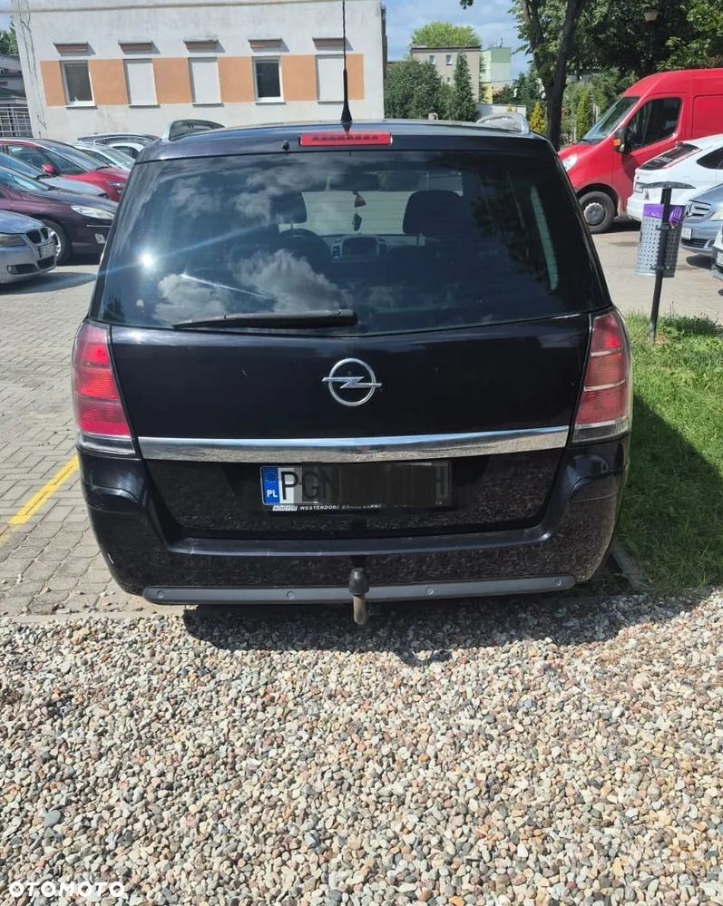 Opel Zafira 1.8 Cosmo - 3