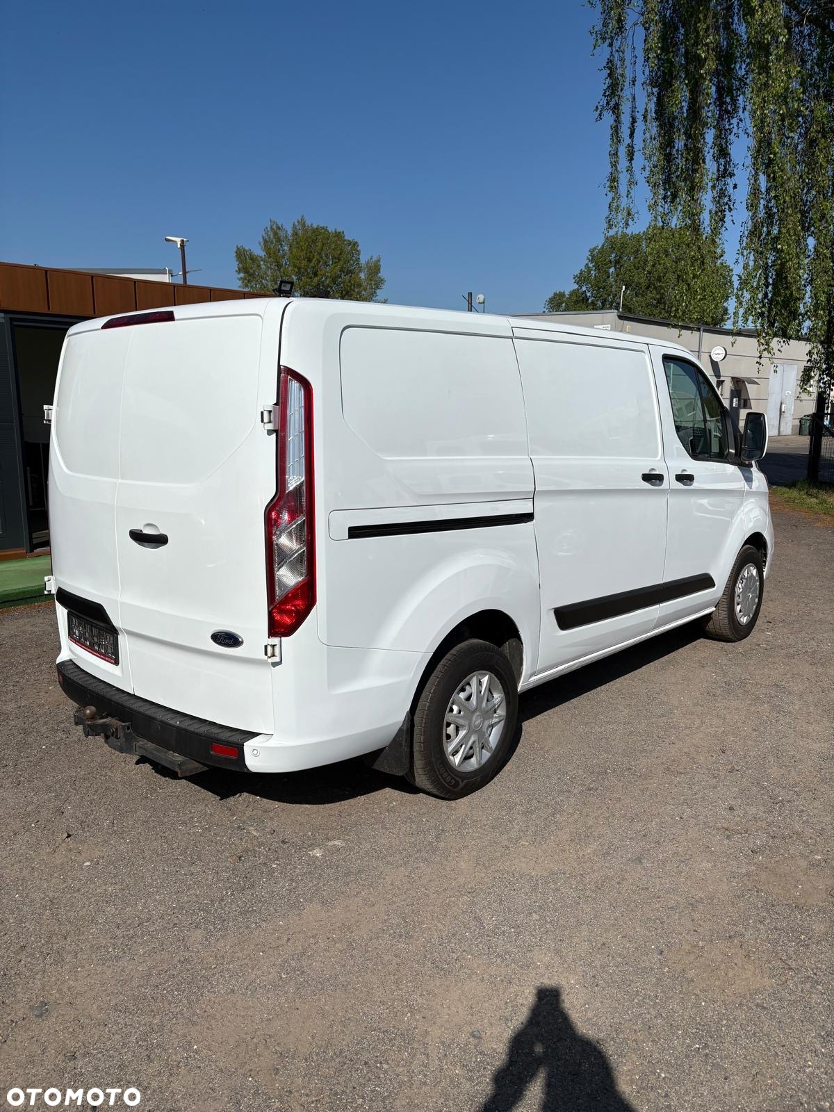 Ford Transit Custom 2.0 170ps 2020/21 L1H1 klima tempomat stan extra - 2