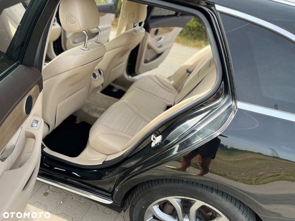 Mercedes-Benz Klasa C 220 CDI BlueEff Edition Elegance - 16