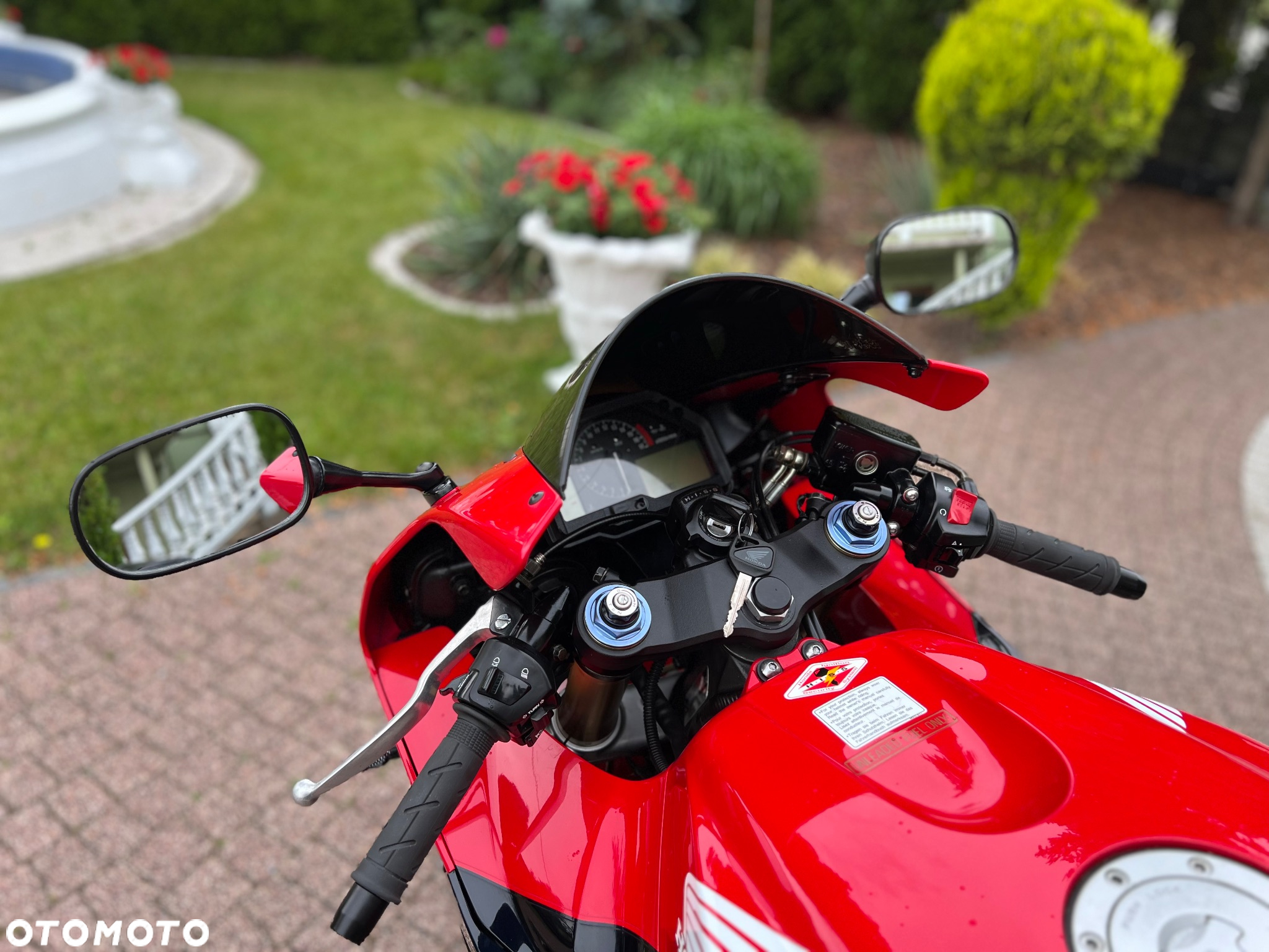 Honda CBR - 32