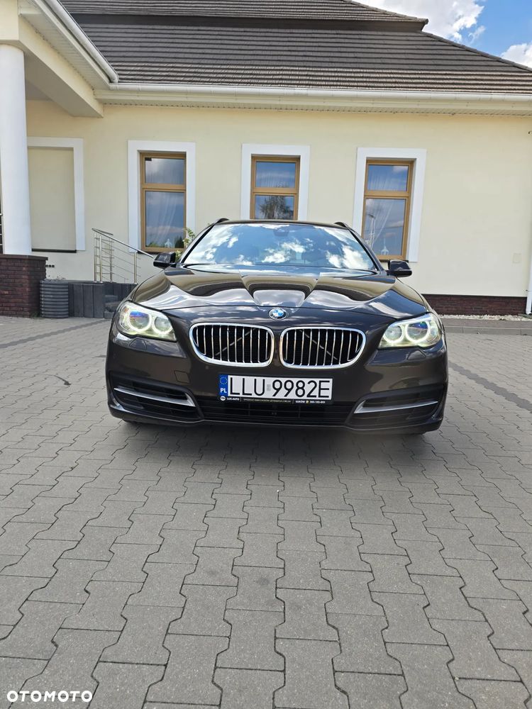 BMW Seria 5 520d Touring Luxury Line - 4