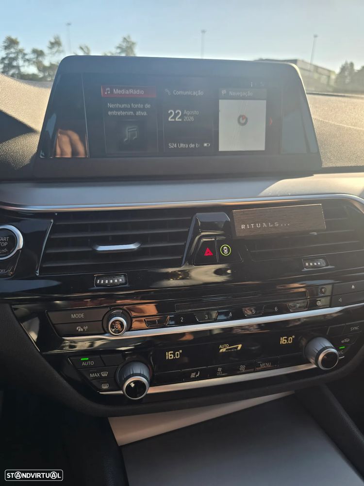BMW 520 d Line Luxury Auto - 7