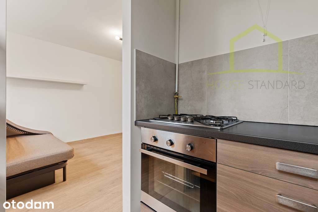 Kawalerka 24, 33 m², po remoncie, przy metrze