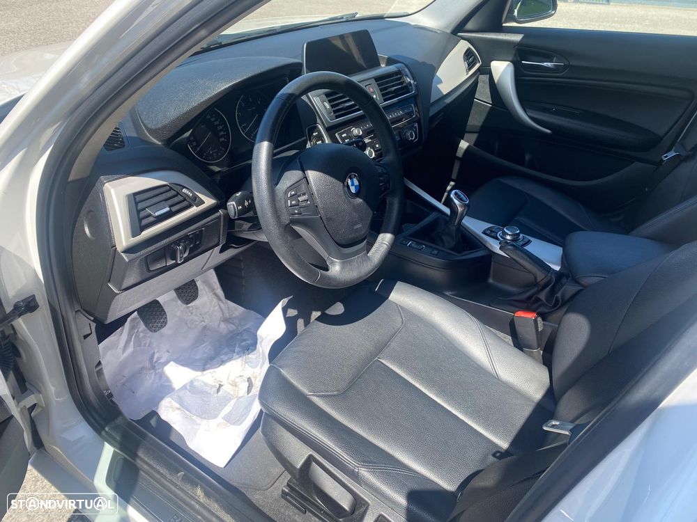 BMW 116 d EfficientDynamics Edition Sport Line - 8