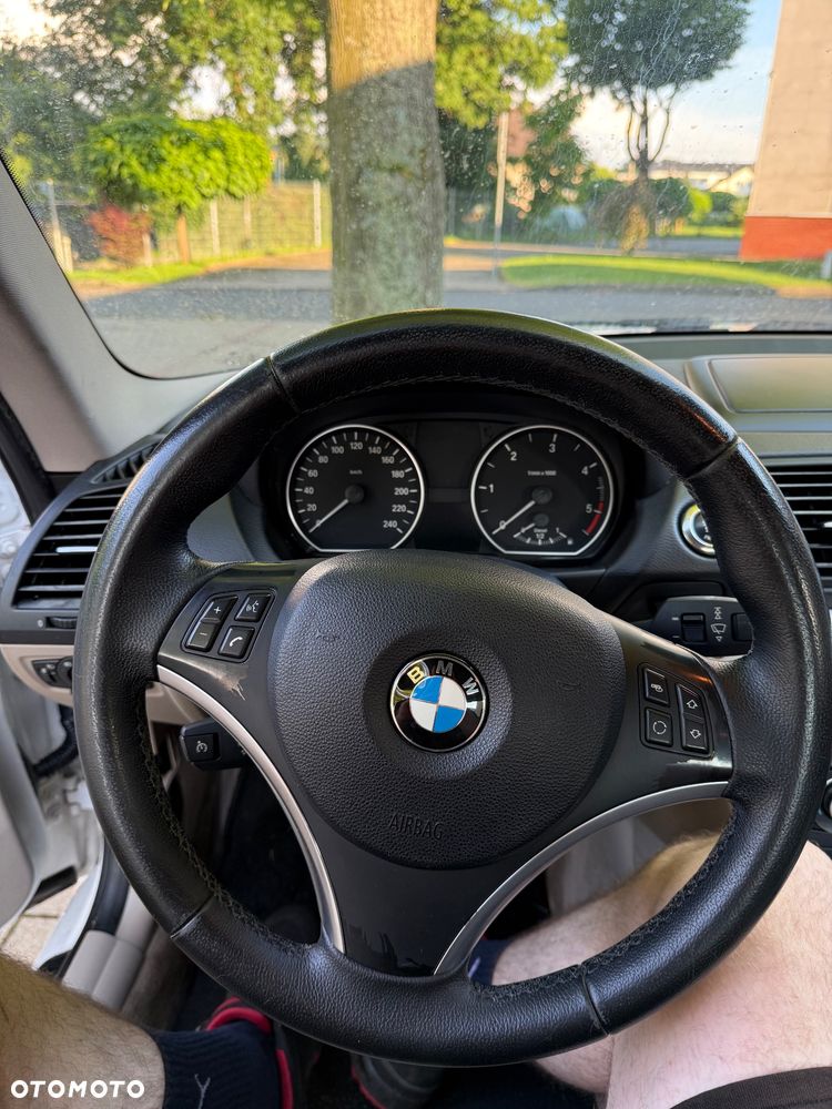 BMW Seria 1 118d - 11