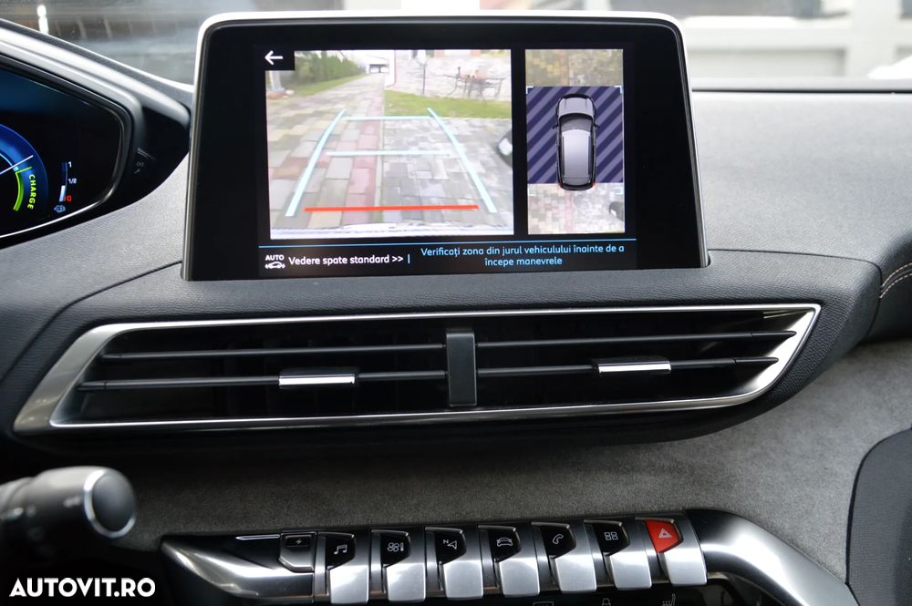 Peugeot 3008 PHEV 300 EAT8 4X4 GT - 9