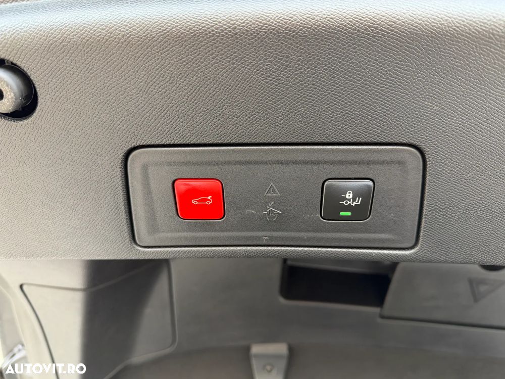 Peugeot 508 225 e-EAT8 GT Pack - 32