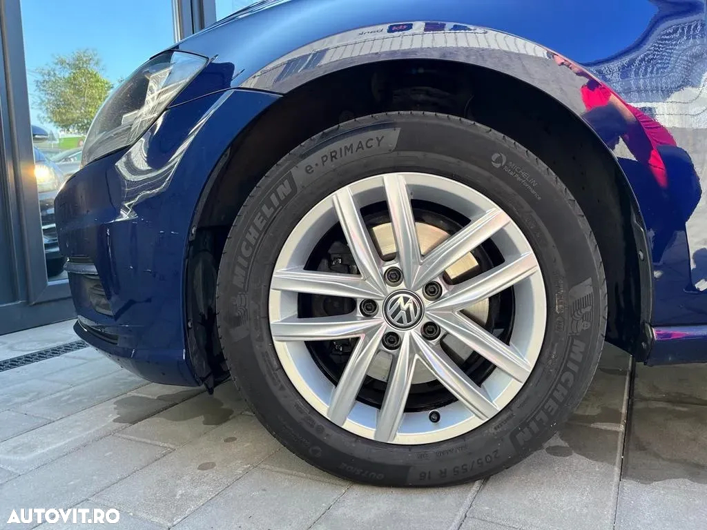 Volkswagen Golf 2.0 TDI DSG Comfortline - 11