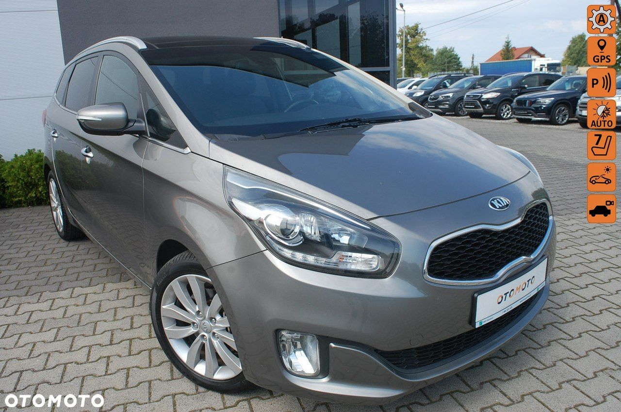 Kia Carens - 1