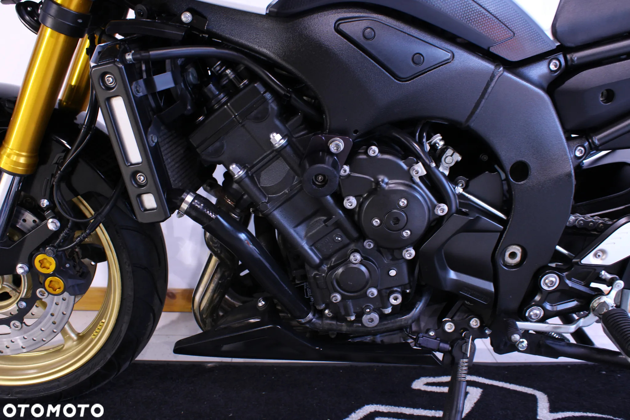 Yamaha FZ8 - 29