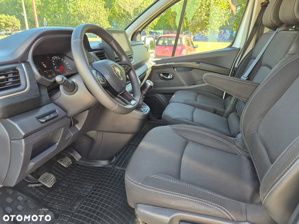 Renault Trafic - 17