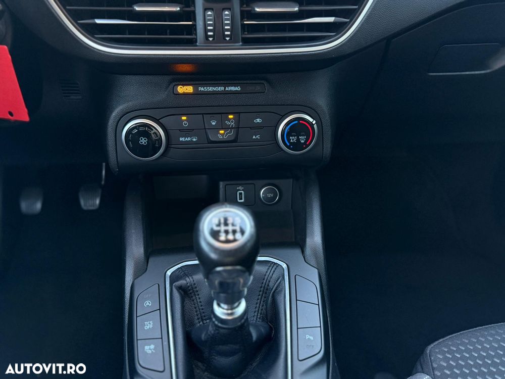 Ford Focus 1.5 TDCi DPF Start-Stopp-System Titanium - 14