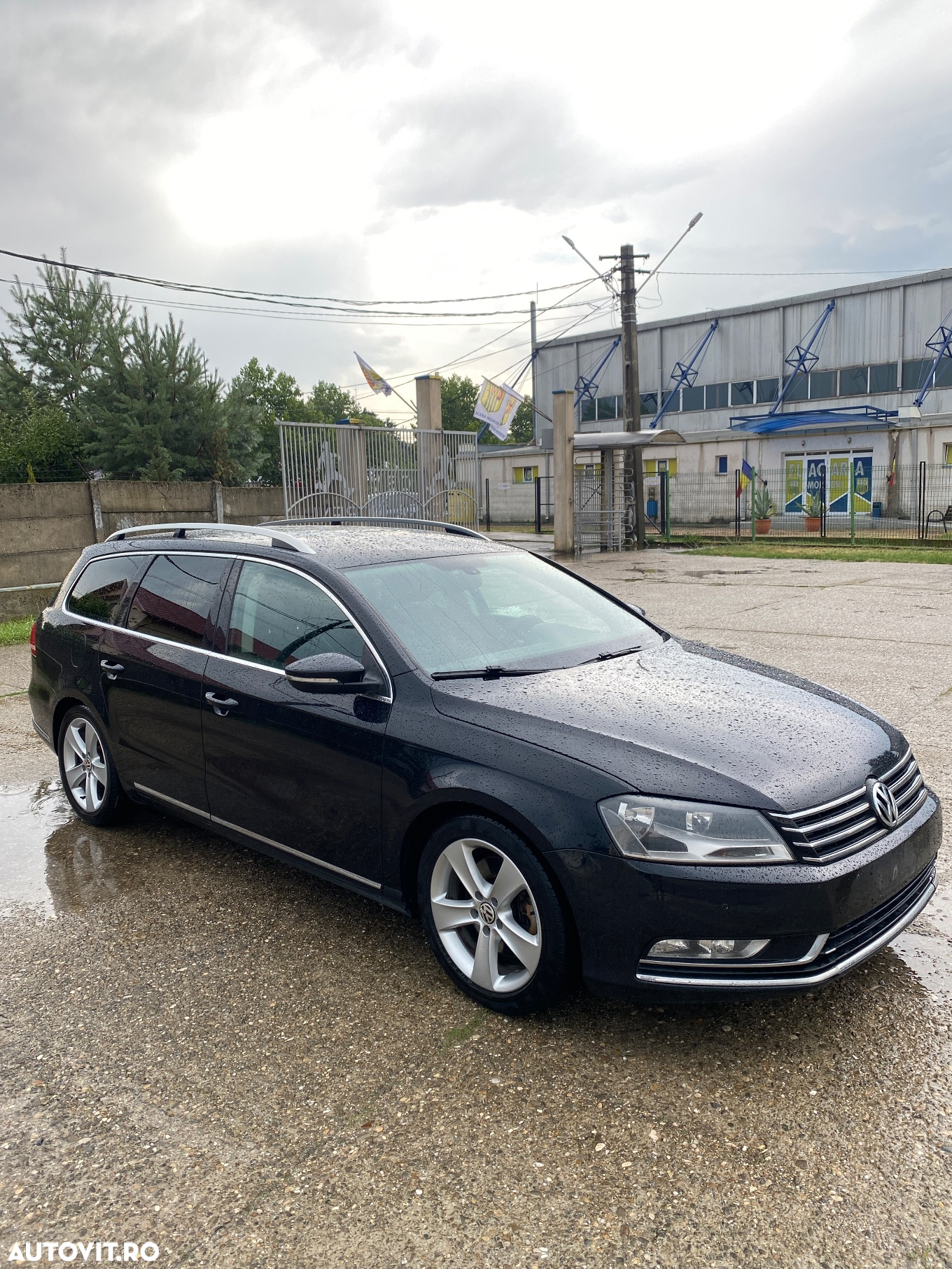 Volkswagen Passat Variant 2.0 TDI DSG BlueMotion Technology Highline - 3