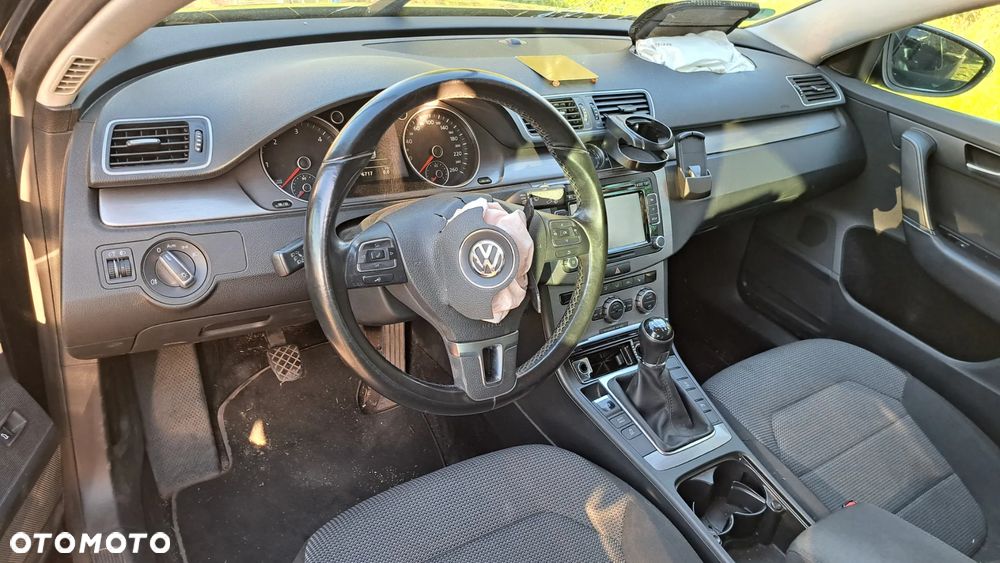 Volkswagen Passat Variant 2.0 TDI Comfortline - 12