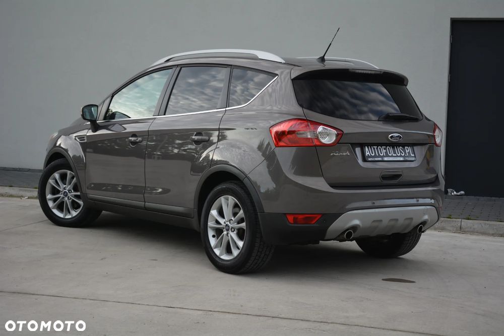 Ford Kuga - 4