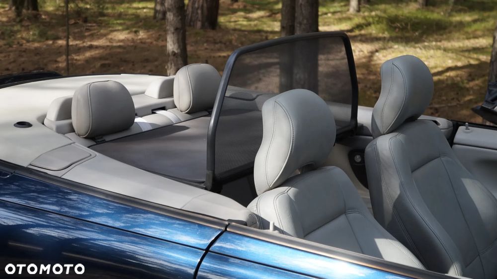 Volvo C70 2.0T - 35