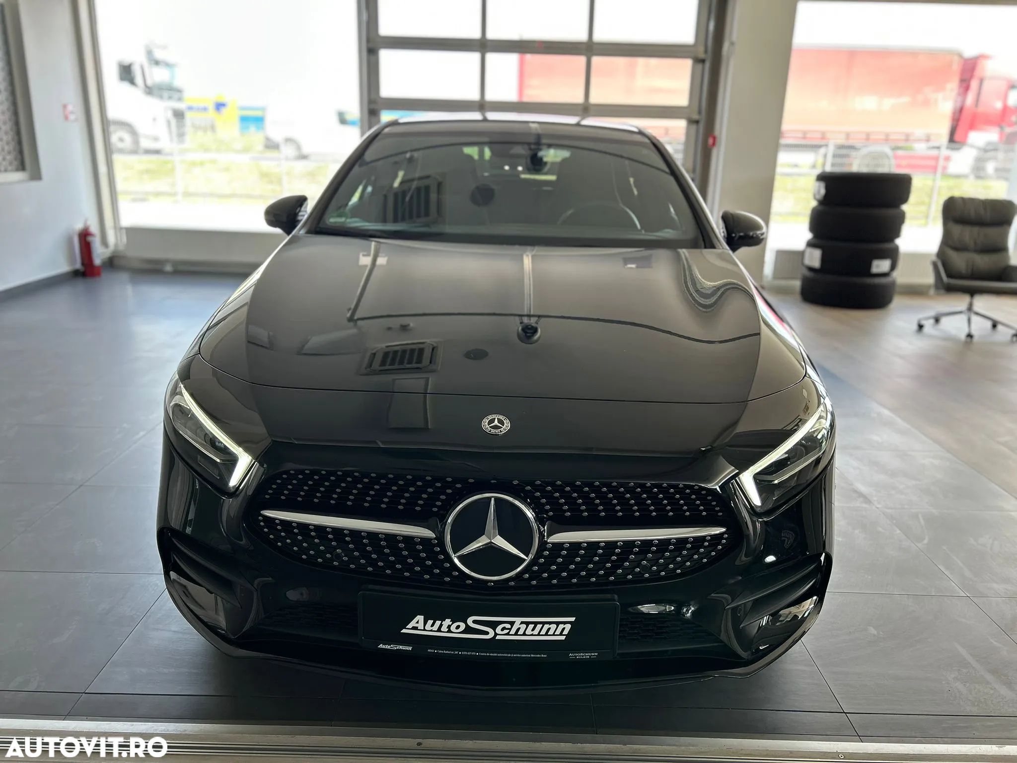 Mercedes-Benz A 220 d 8G-DCT AMG Line - 2