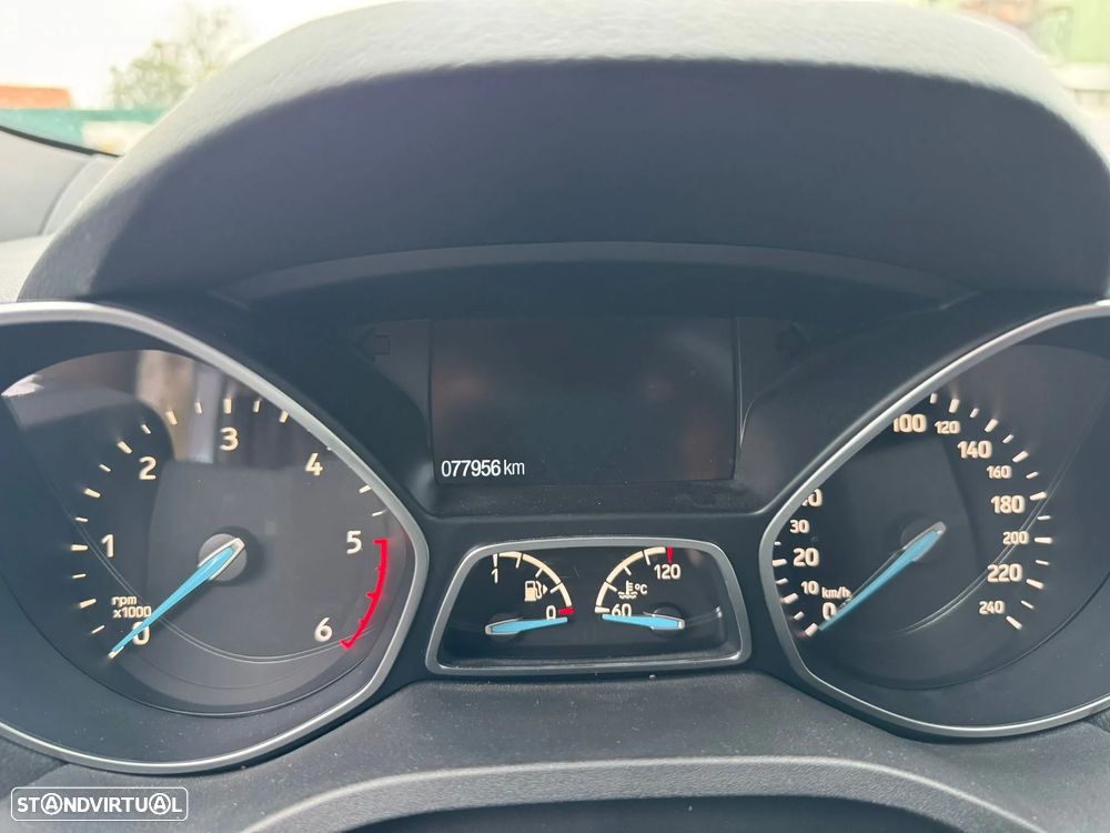 Ford Kuga 1.5 TDCi ST-Line - 10