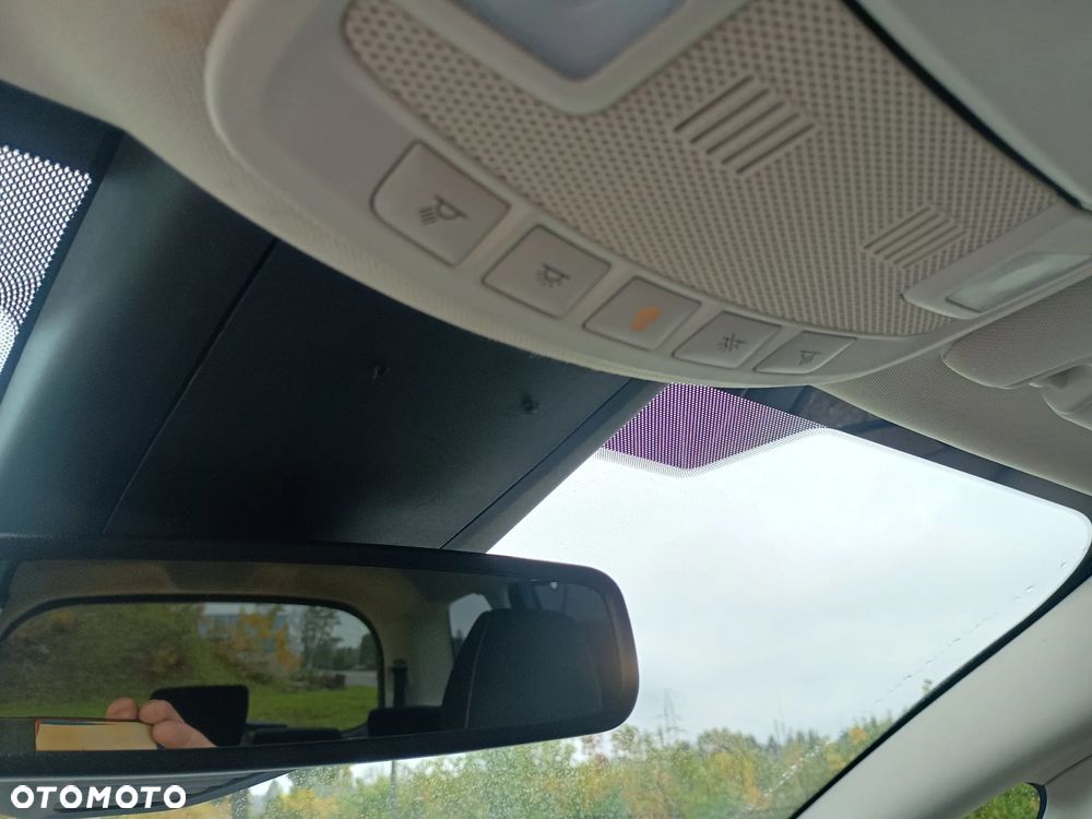 Ford Galaxy 2.0 TDCi Titanium - 32