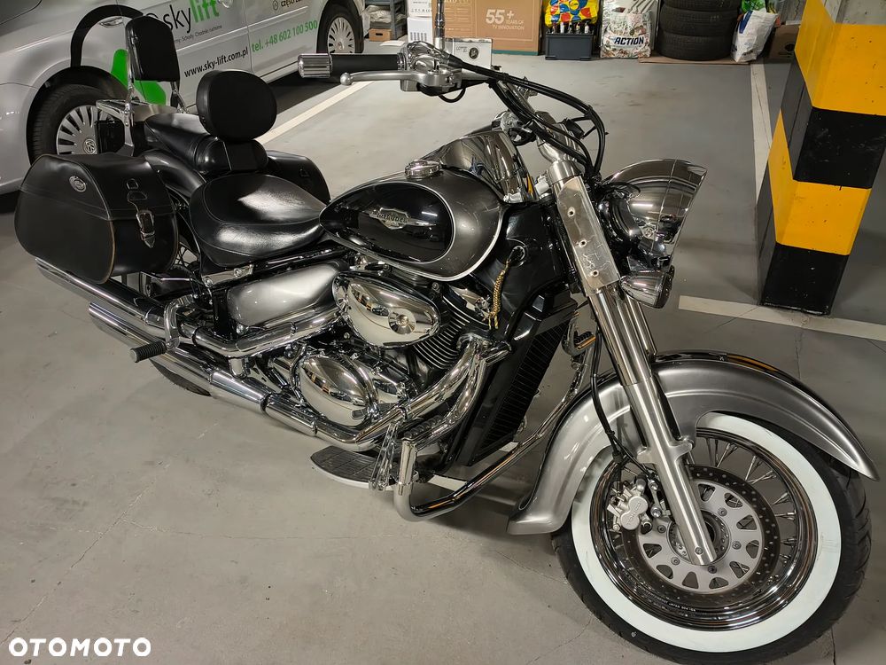 Suzuki Intruder - 4