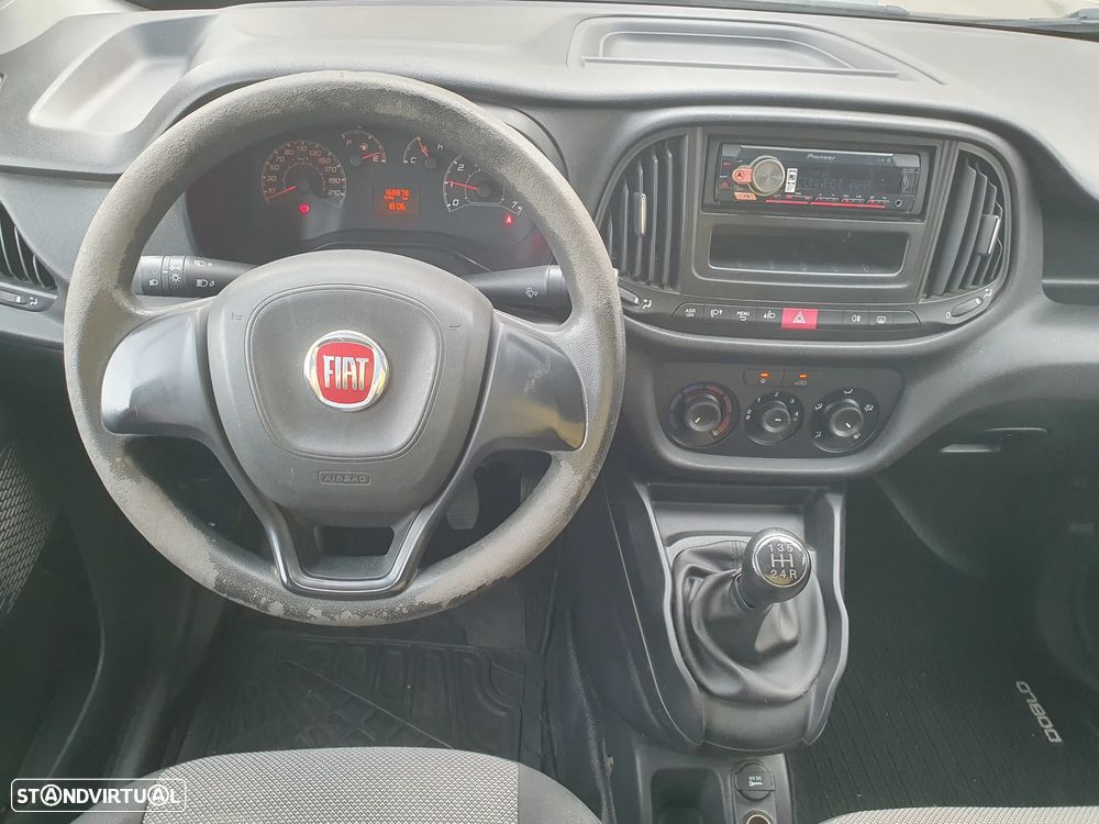 Fiat DOBLO MULTIJET 3 LUGARES A/C - 7