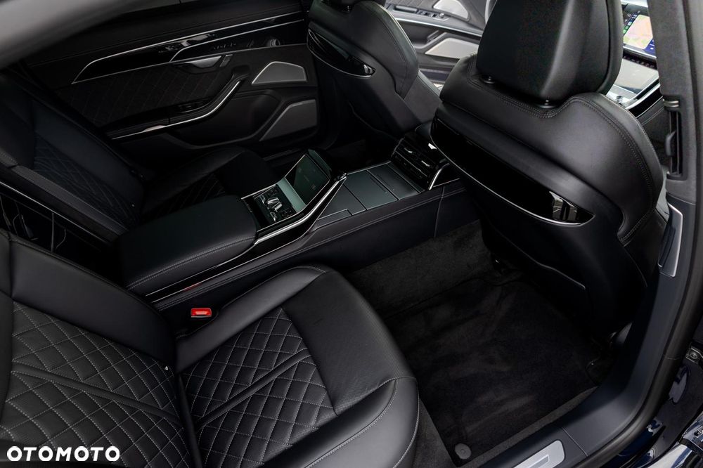 Audi S8 TFSI quattro tiptronic - 11