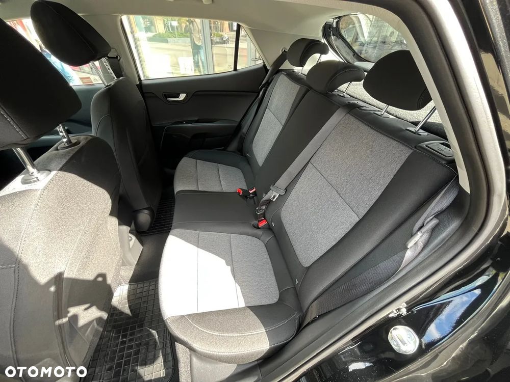 Kia Stonic 1.0 T-GDI M - 28