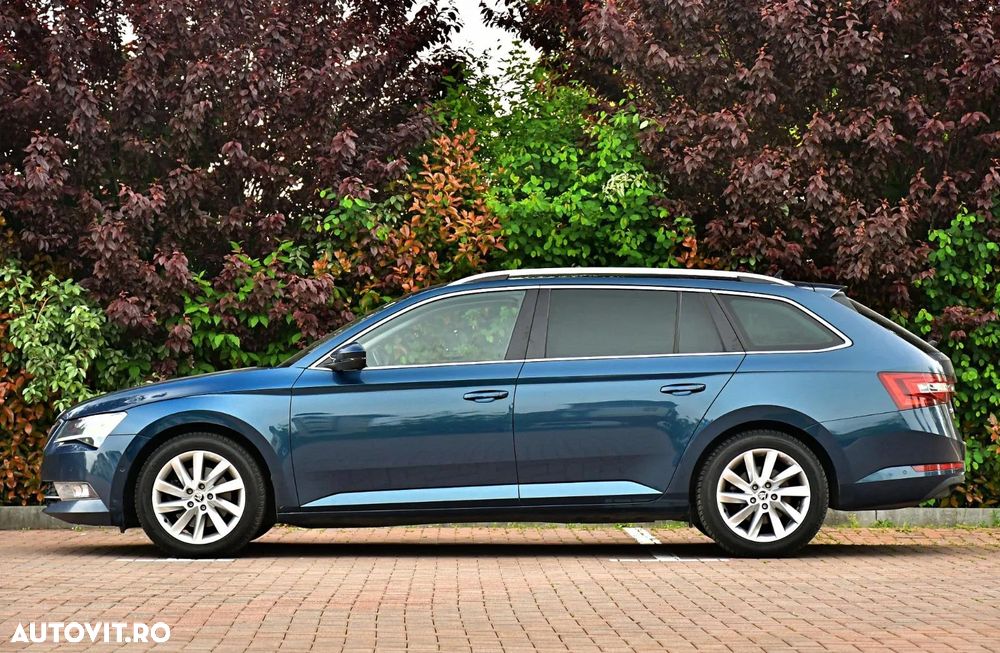 Skoda Superb Combi 1.6 TDI DSG Style - 2
