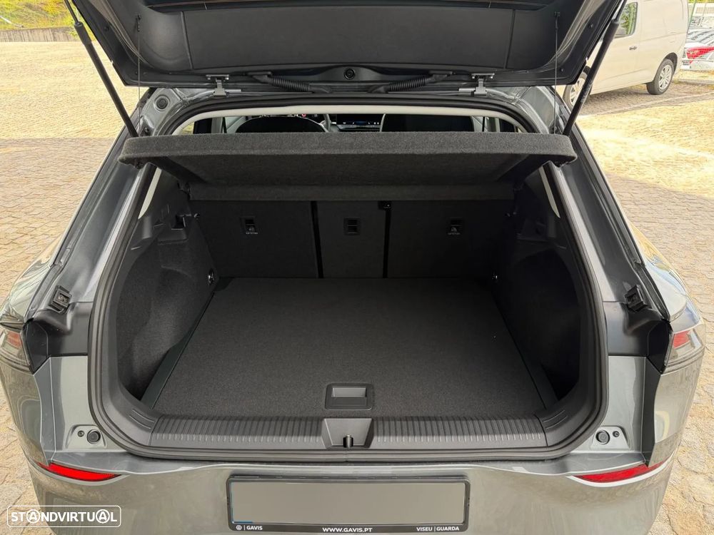 VW T-Roc 1.5 eTSI Style DSG - 19