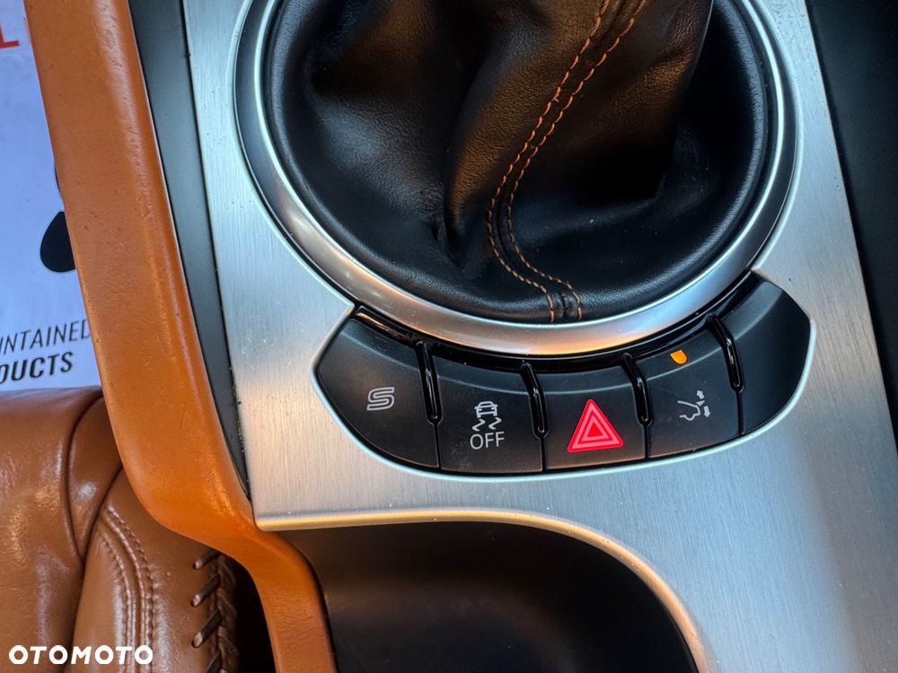 Audi TT S Coupé - 23