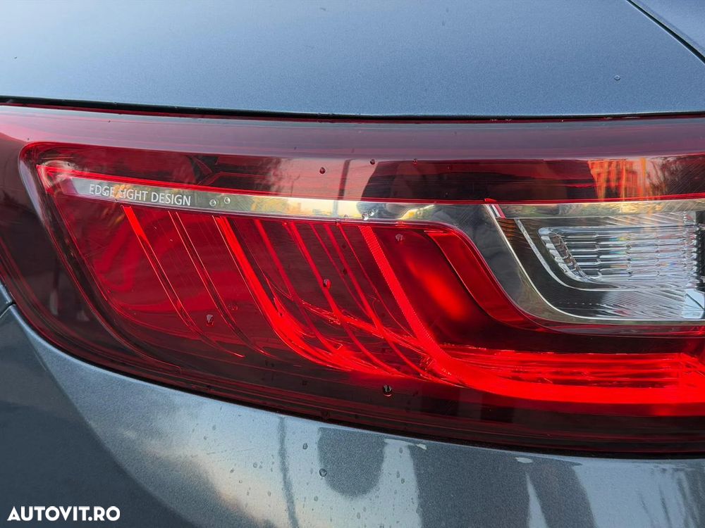 Renault Megane Grandtour TCe 140 GPF INTENS - 23