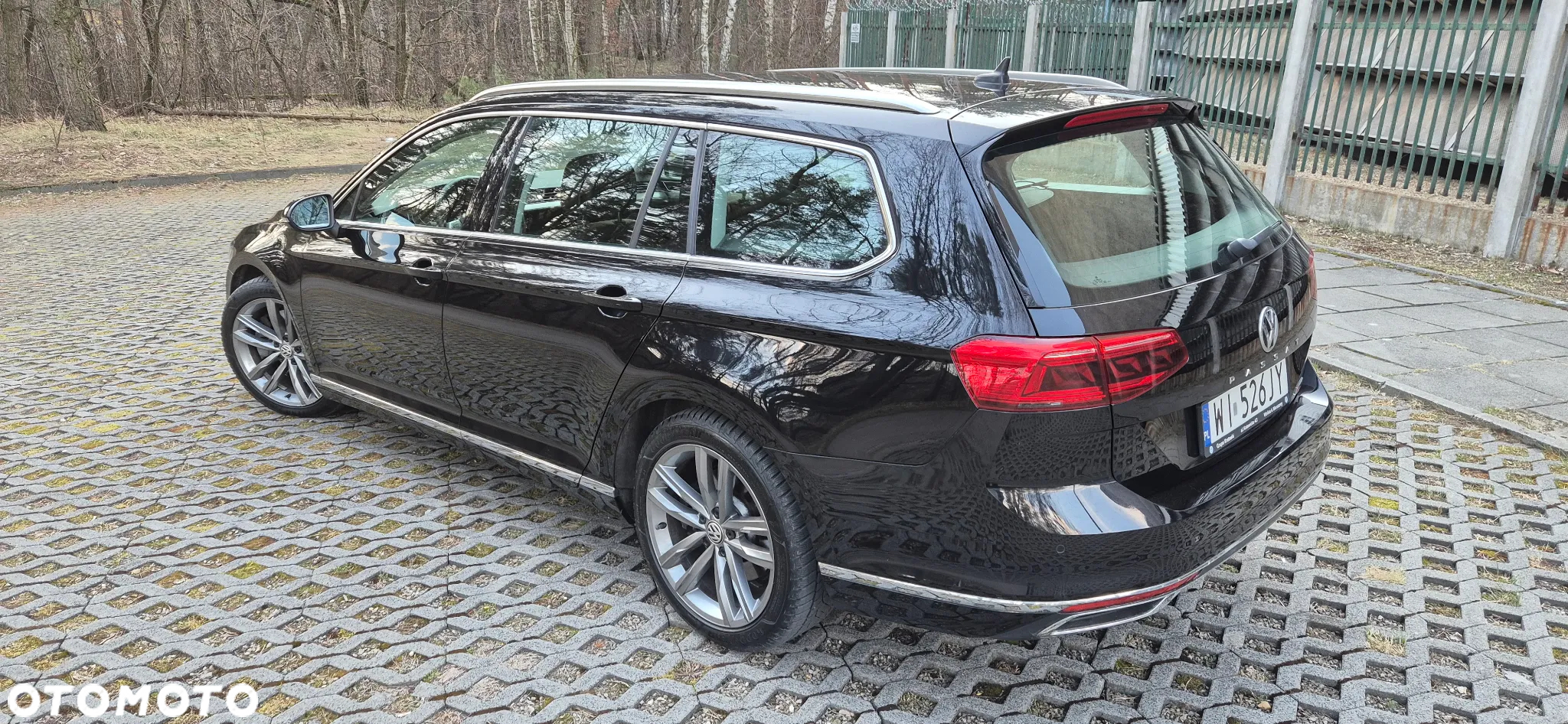 Volkswagen Passat 2.0 TDI 4Mot Elegance DSG - 8