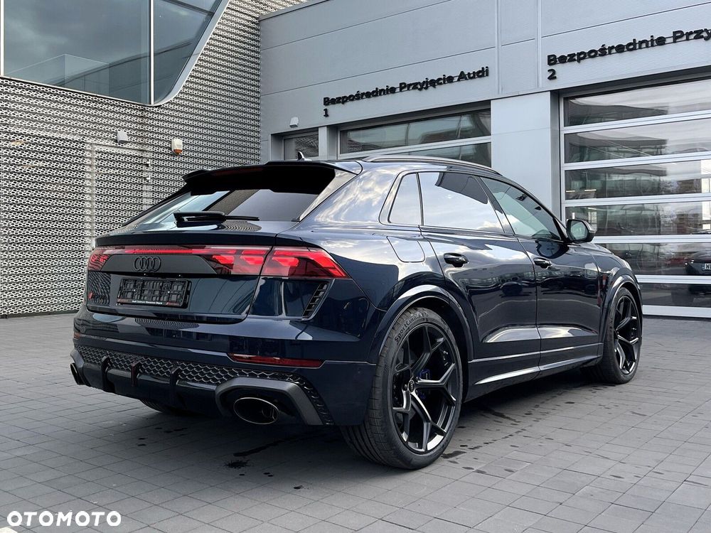 Audi RS Q8 - 7