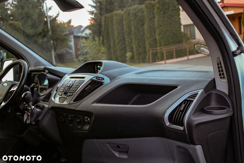 Ford Transit Custom - 19
