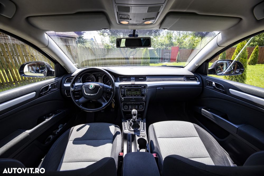 Skoda Superb 2.0 TDI Comfort - 10