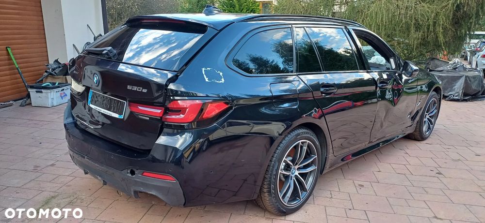BMW Seria 5 530e xDrive - 5