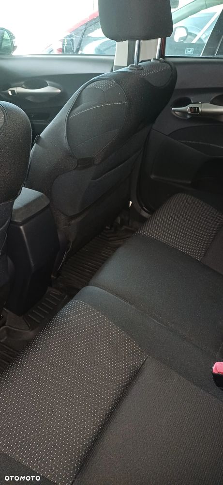 Toyota Auris 1.6 Edition - 6