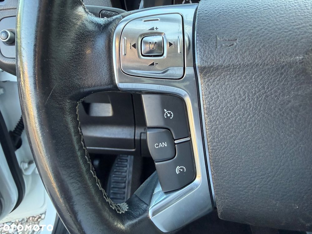 Ford S-Max - 20