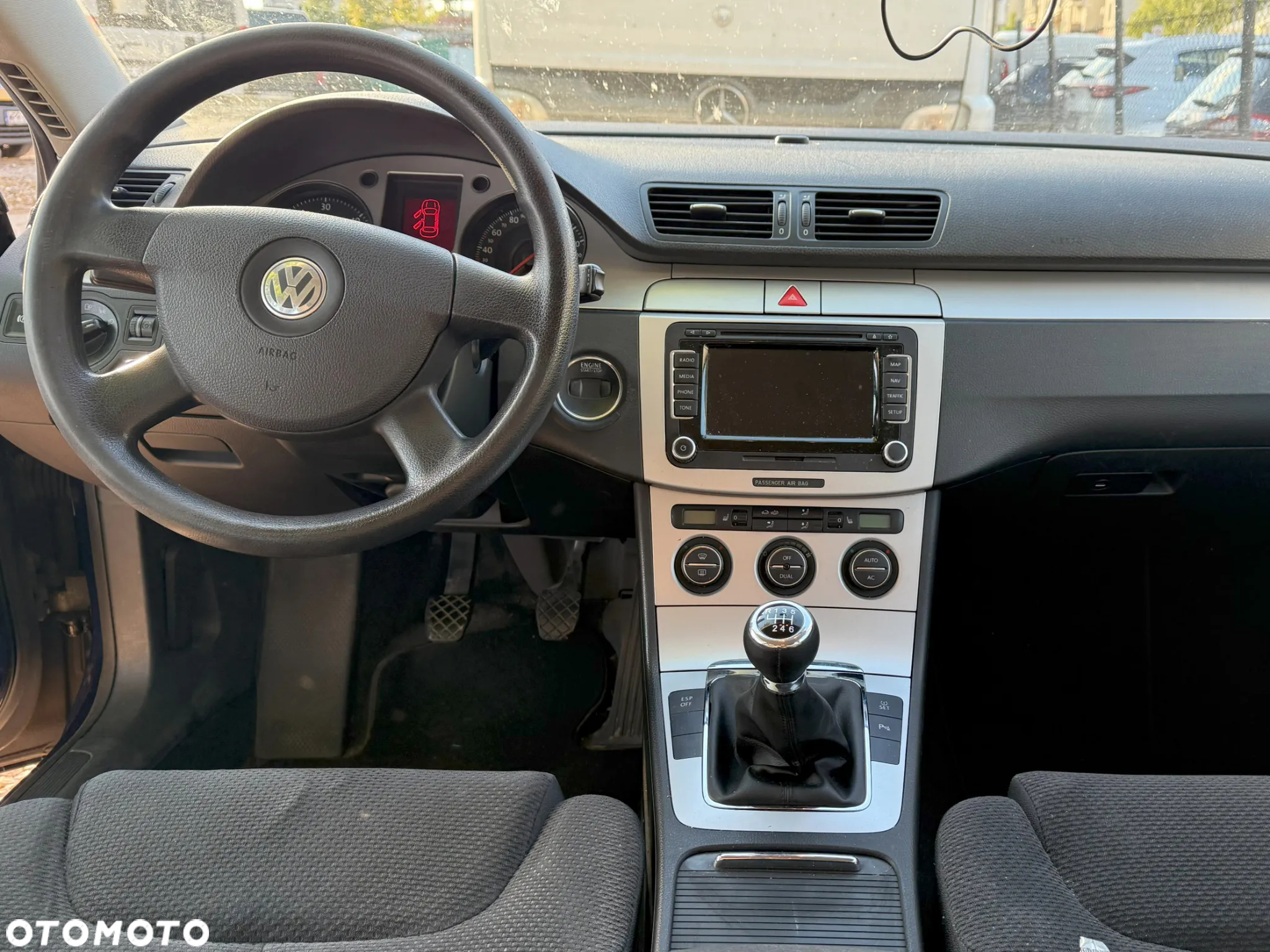 Volkswagen Passat 2.0 TDI Comfortline - 16