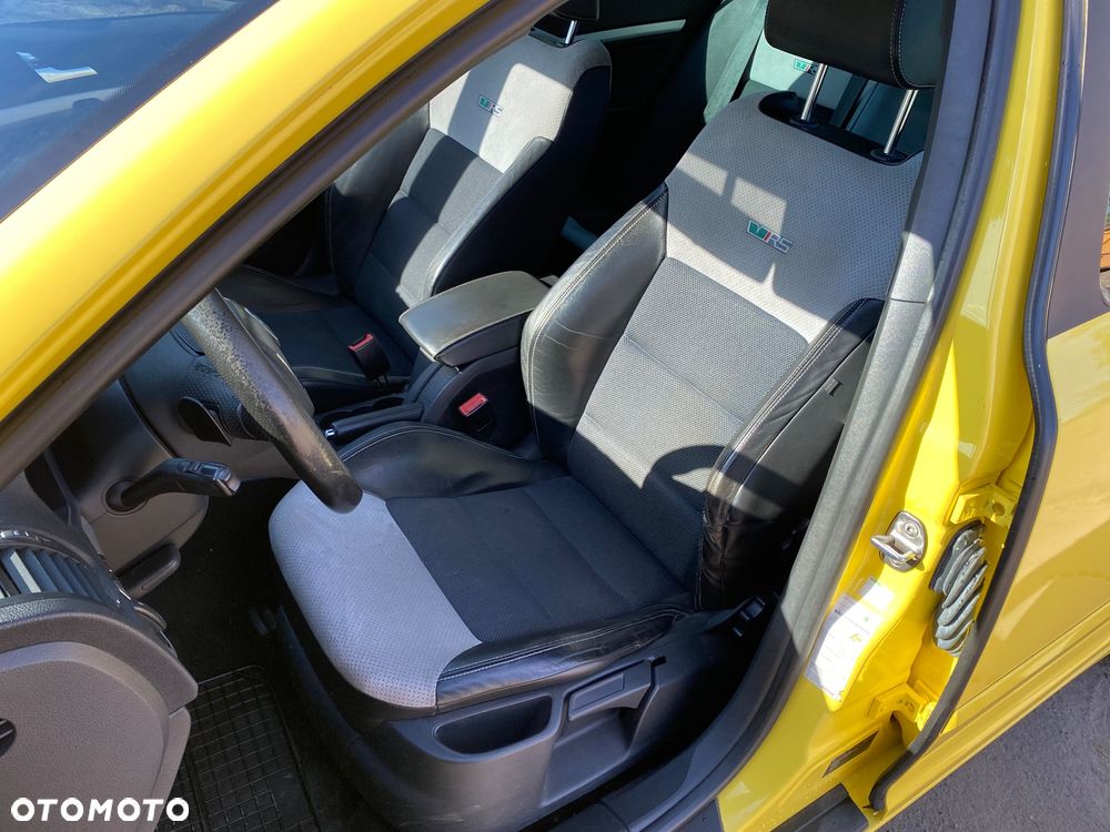 Skoda Octavia 2.0 TDI CR DPF DSG RS - 10