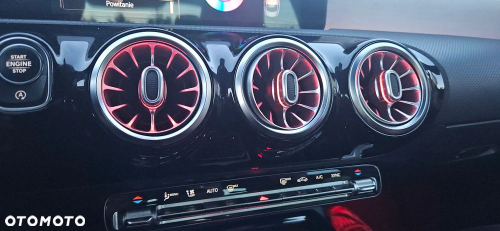 Mercedes-Benz CLA - 32