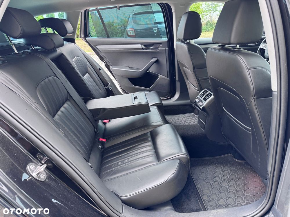 Skoda Superb 2.0 TDI L&K DSG - 18