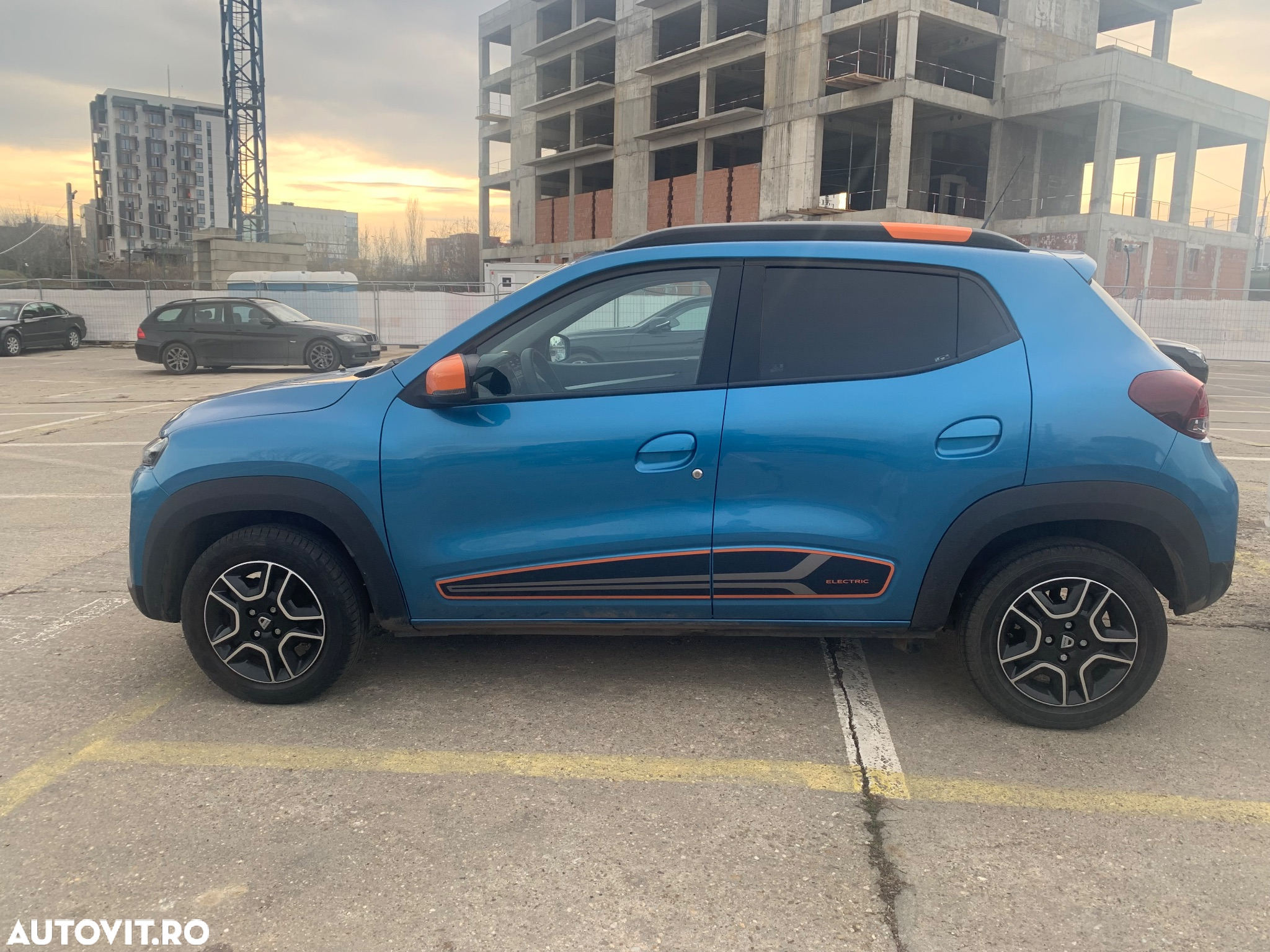 Dacia Spring Expression - 3